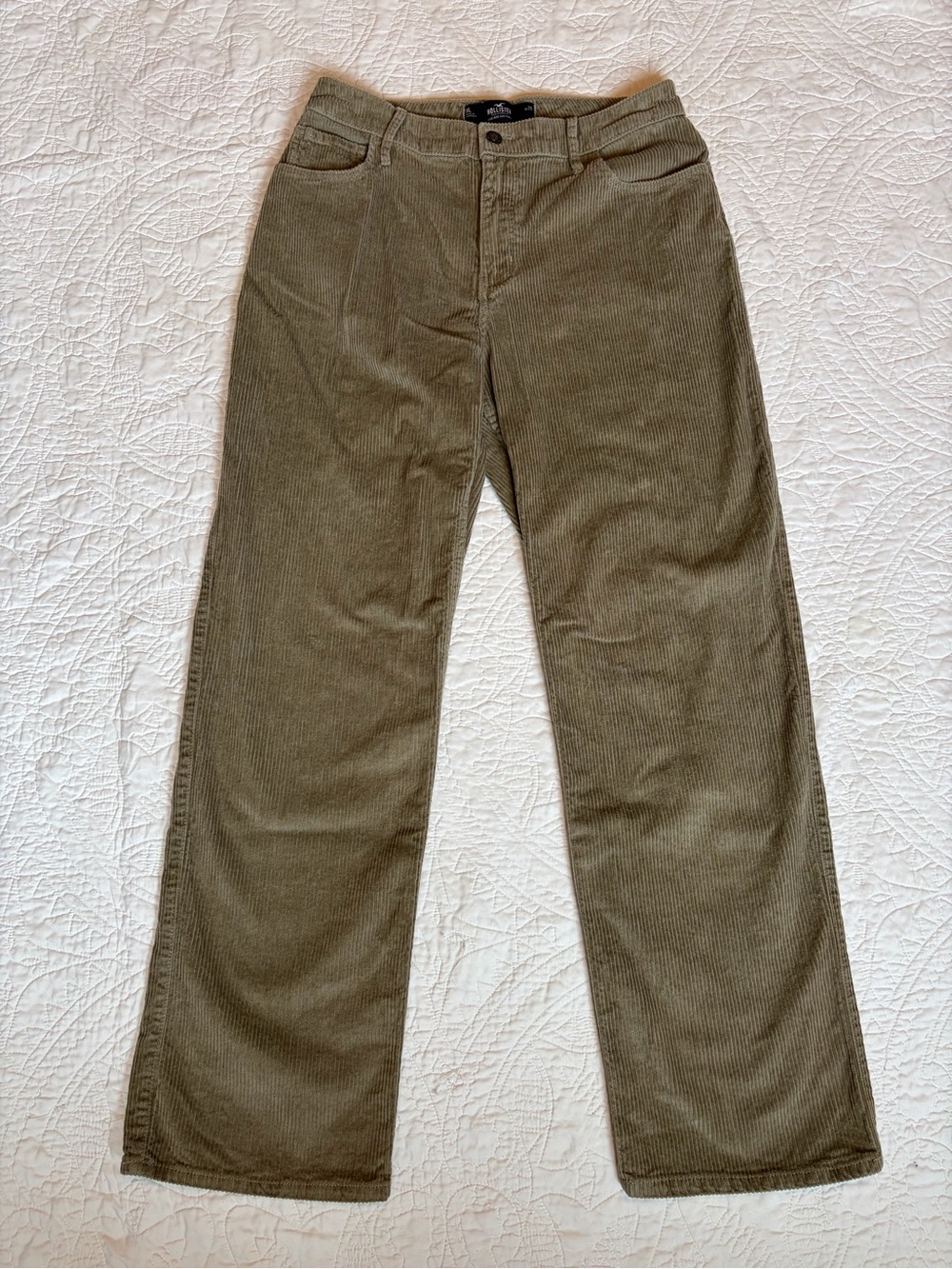 HOLLISTER- Corduroy High-Rise Dad Pant